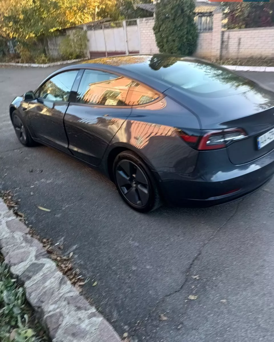 Tesla Model 3  62 kWh 202221