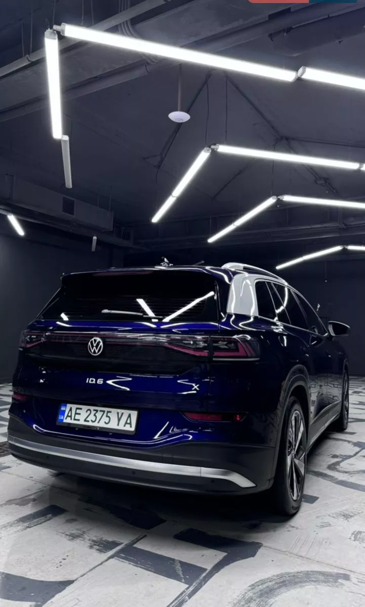 Volkswagen ID.6  58 kWh 202151