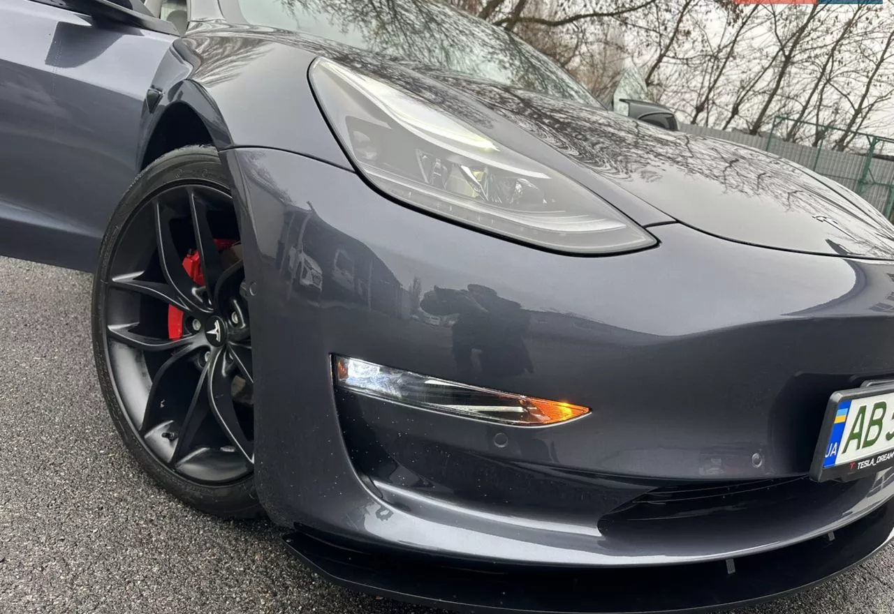 Tesla Model 3  82.5 kWh 2020141