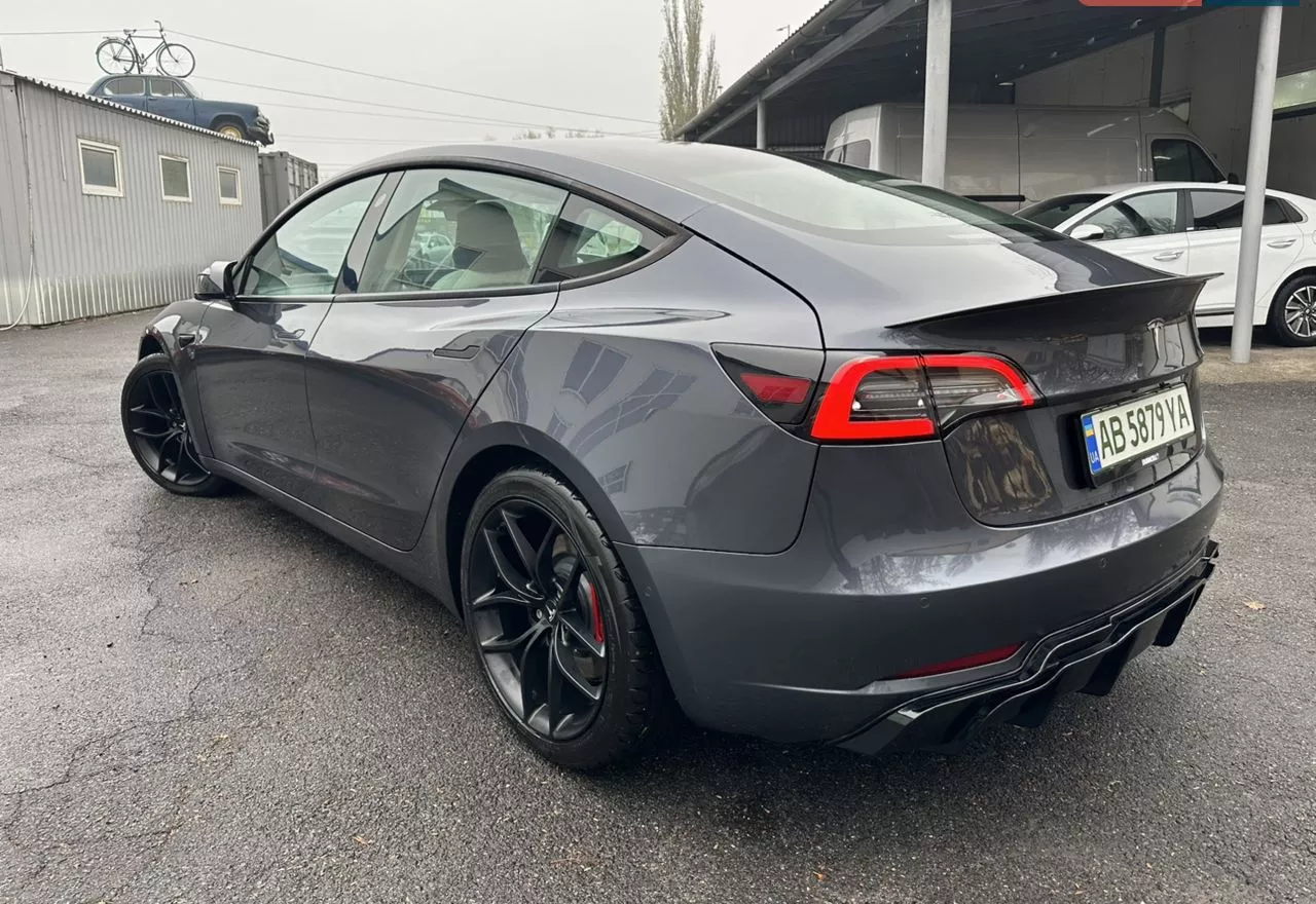 Tesla Model 3  82.5 kWh 2020271