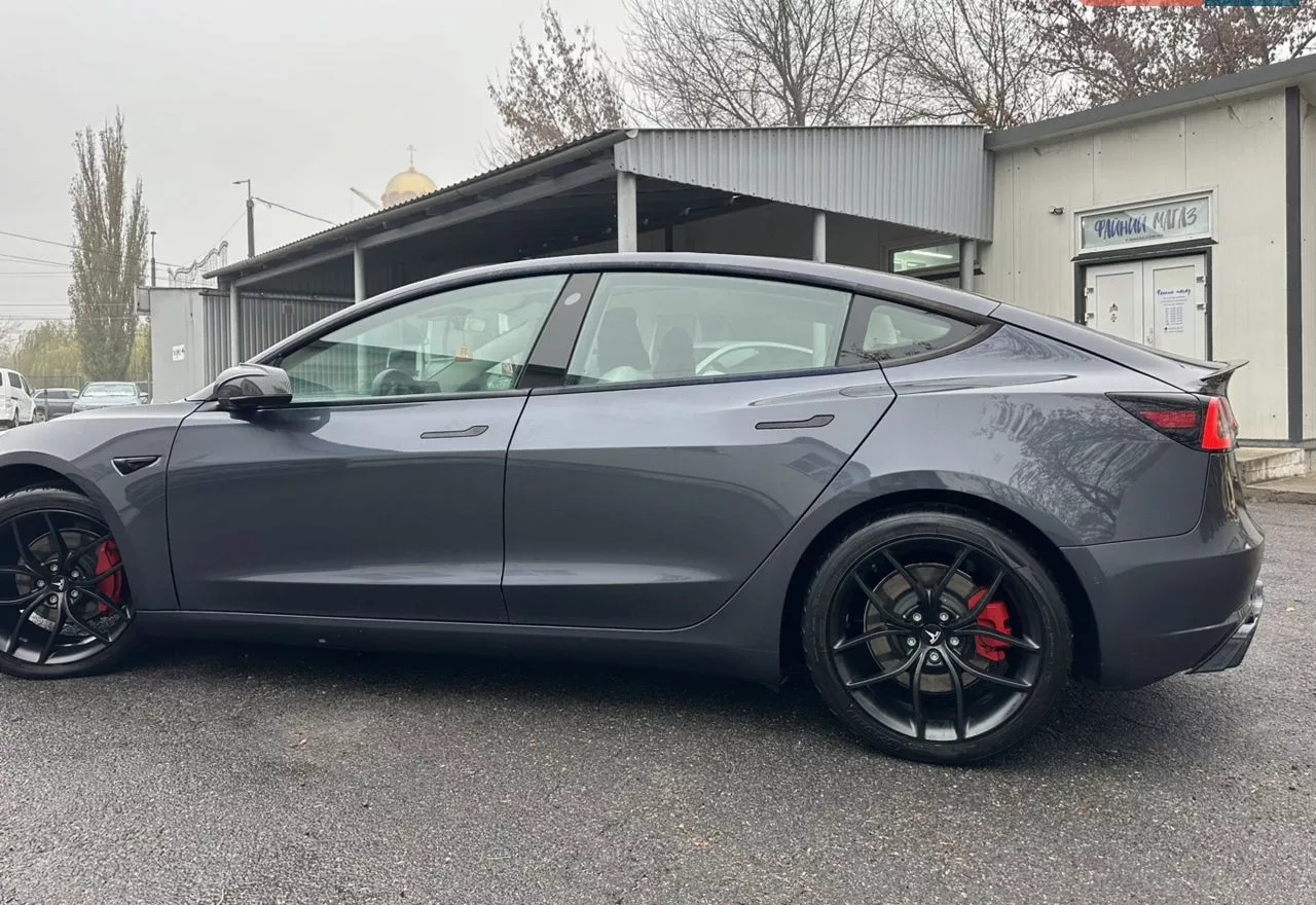 Tesla Model 3  82.5 kWh 2020291