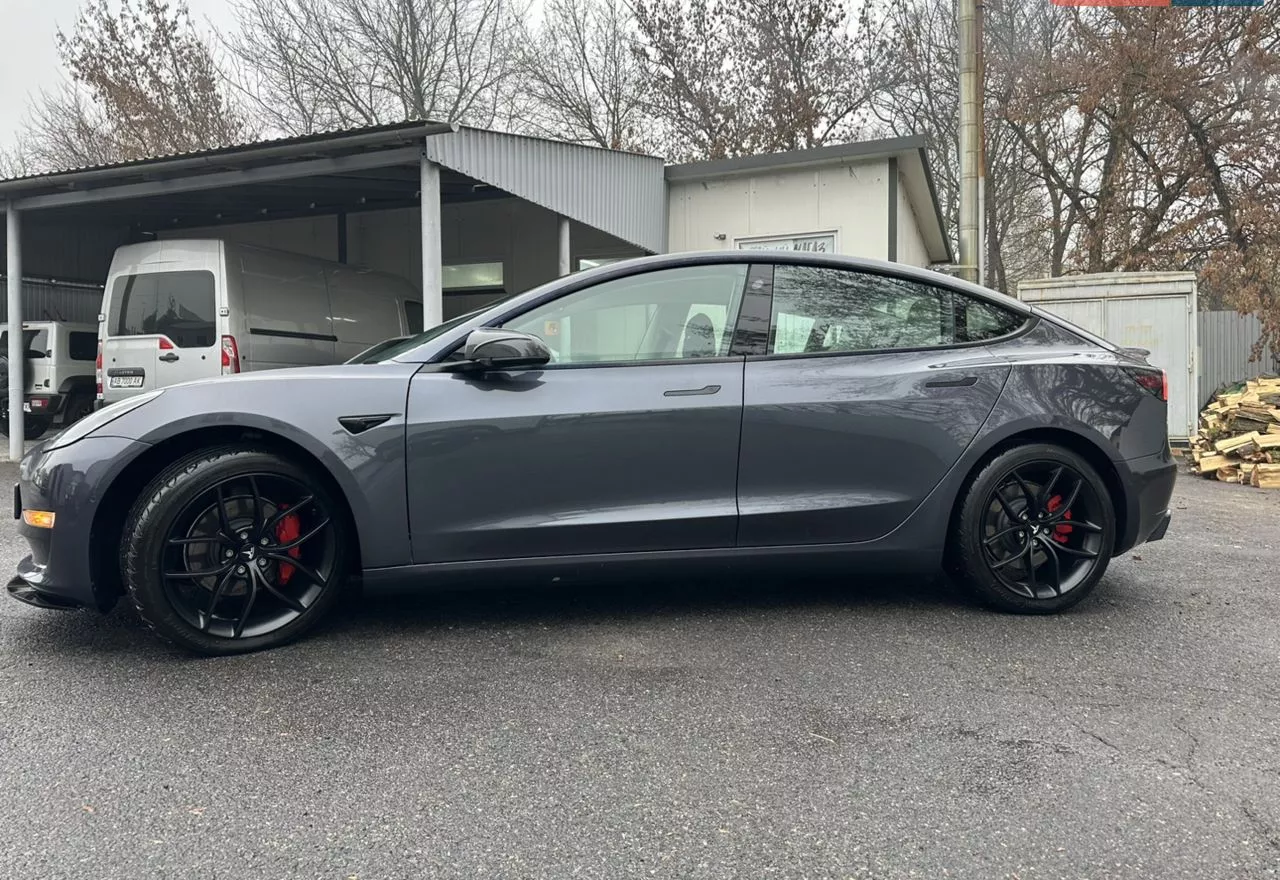 Tesla Model 3  82.5 kWh 2020341