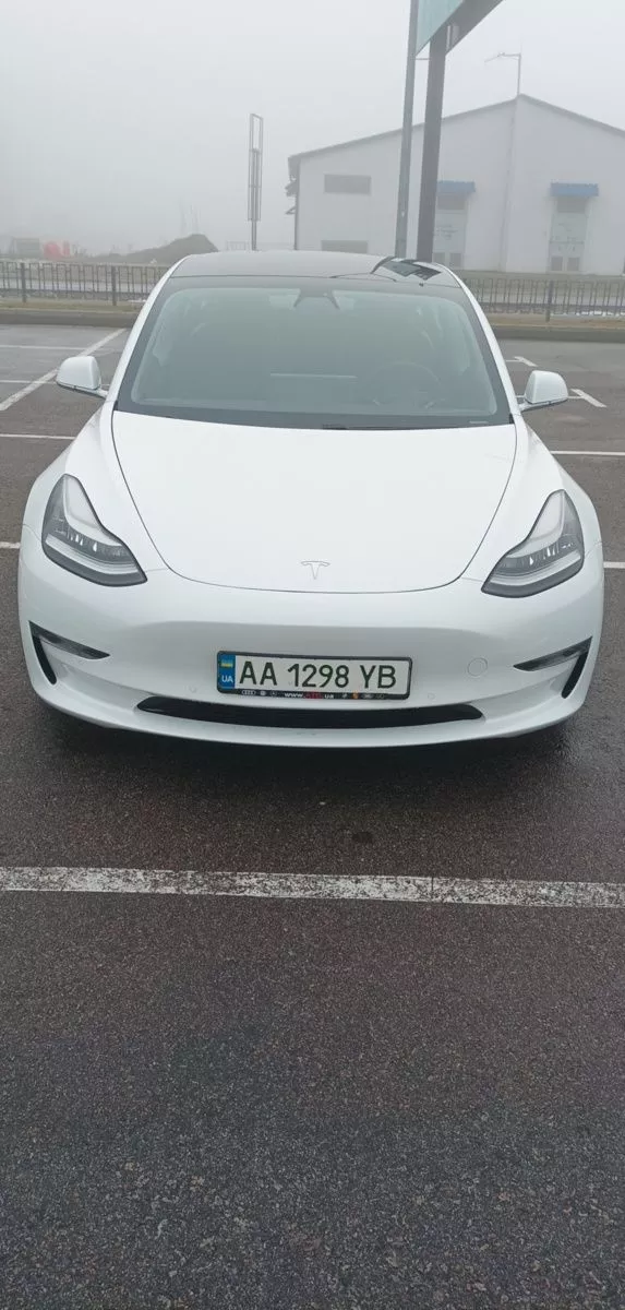 Tesla Model 3  80.5 kWh 201951