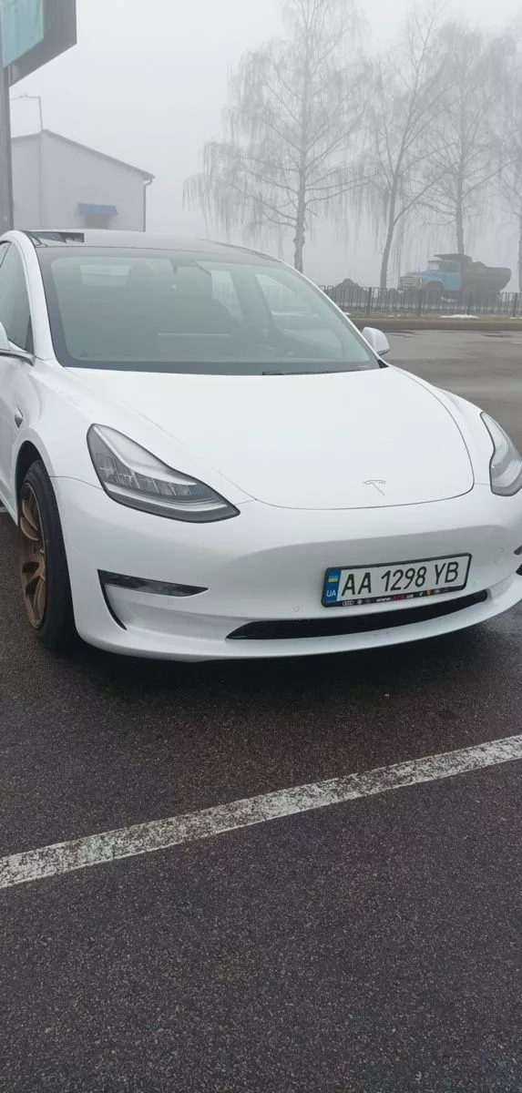 Tesla Model 3  80.5 kWh 201961