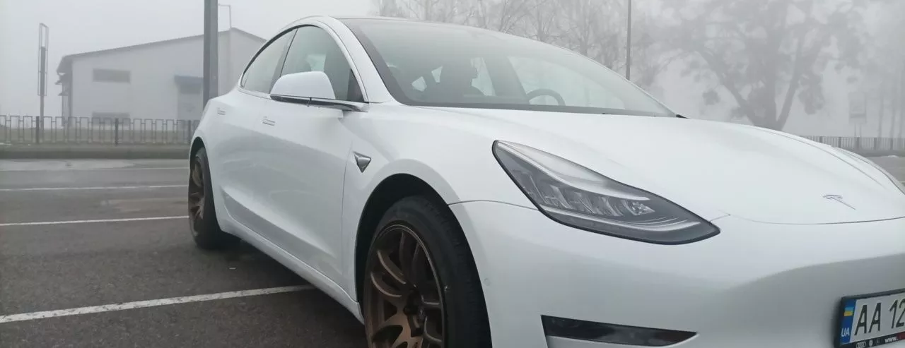 Tesla Model 3  80.5 kWh 201981