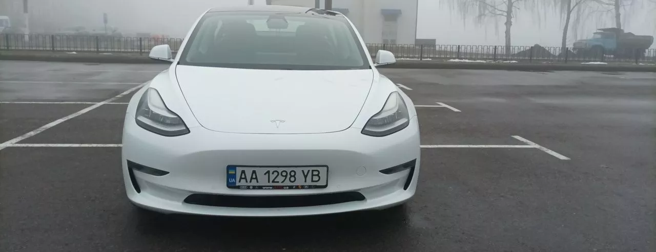 Tesla Model 3  80.5 kWh 2019101