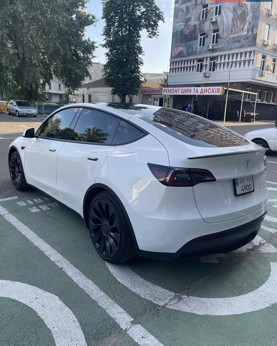 Tesla Model Y  82 kWh 202251