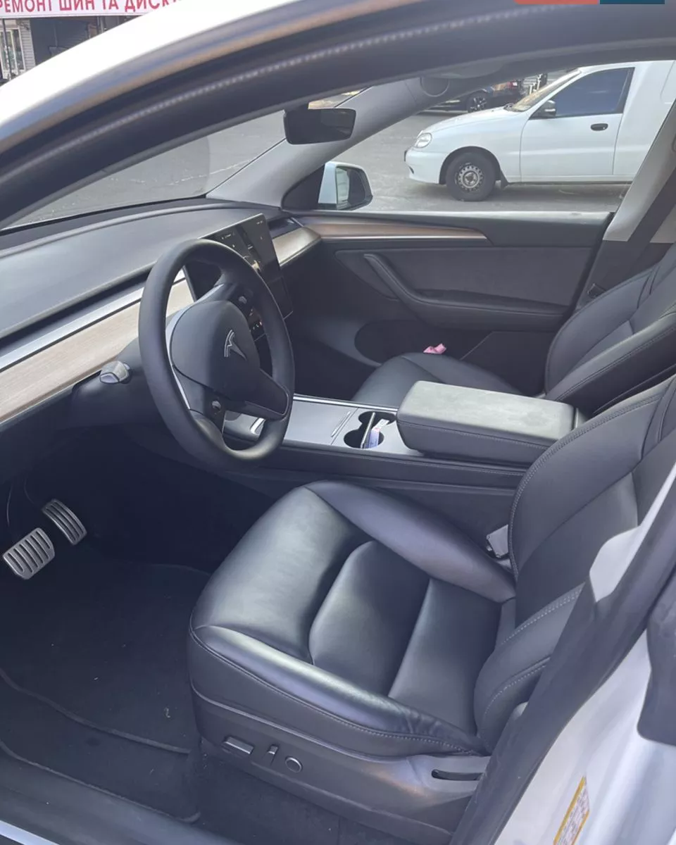 Tesla Model Y  82 kWh 202271