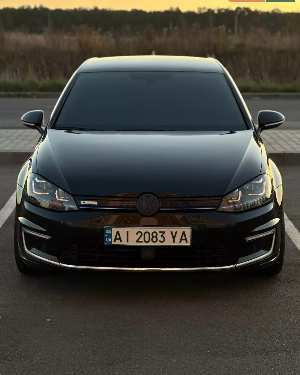 Volkswagen e-Golf  24 kWh 201421