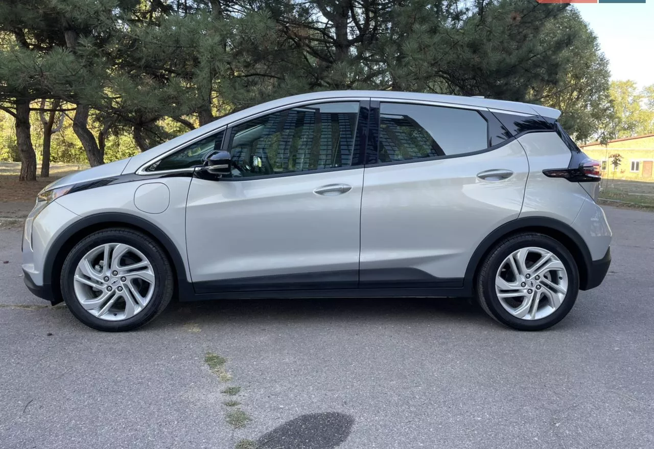 Chevrolet Bolt EV  65 kWh 202331