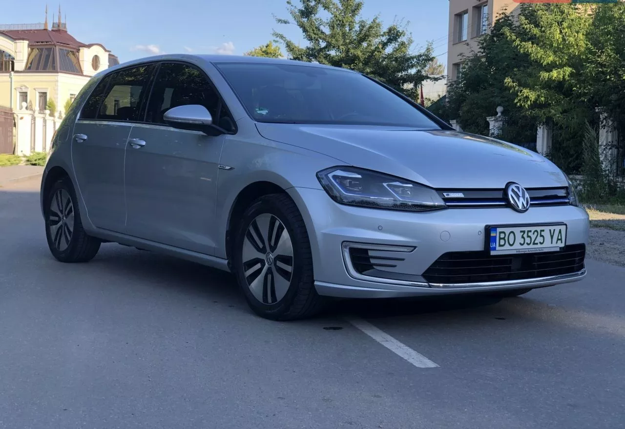 Volkswagen e-Golf  35.8 kWh 201931