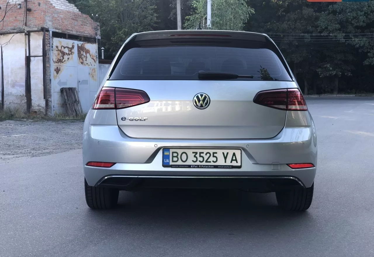 Volkswagen e-Golf  35.8 kWh 201961