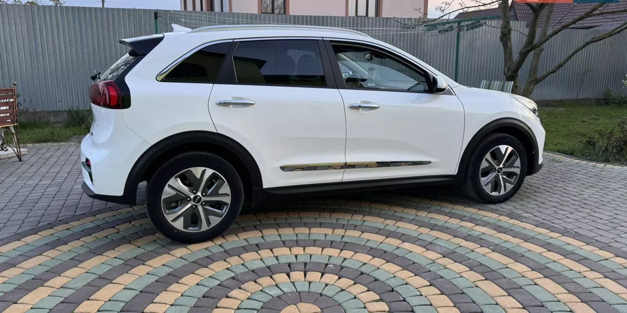 Kia Niro  64 kWh 202151