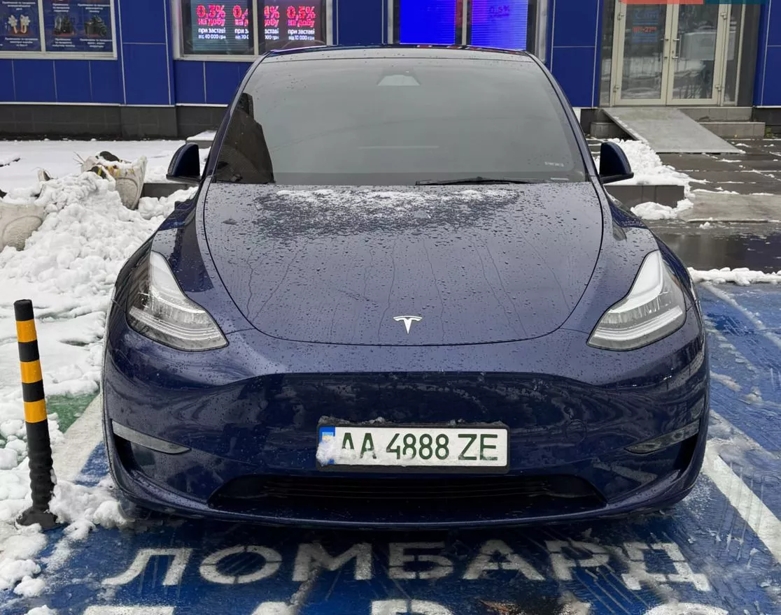 Tesla Model Y  82 kWh 202381