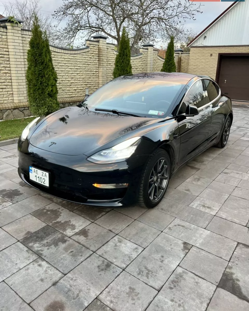 Tesla Model 3  80.5 kWh 201911