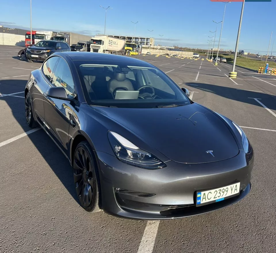 Tesla Model 3  82 kWh 202371