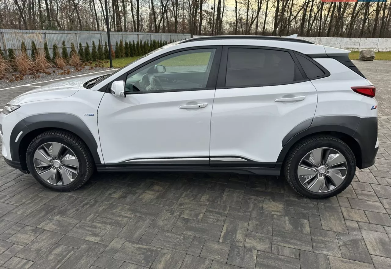 Hyundai Kona  64 kWh 2019211