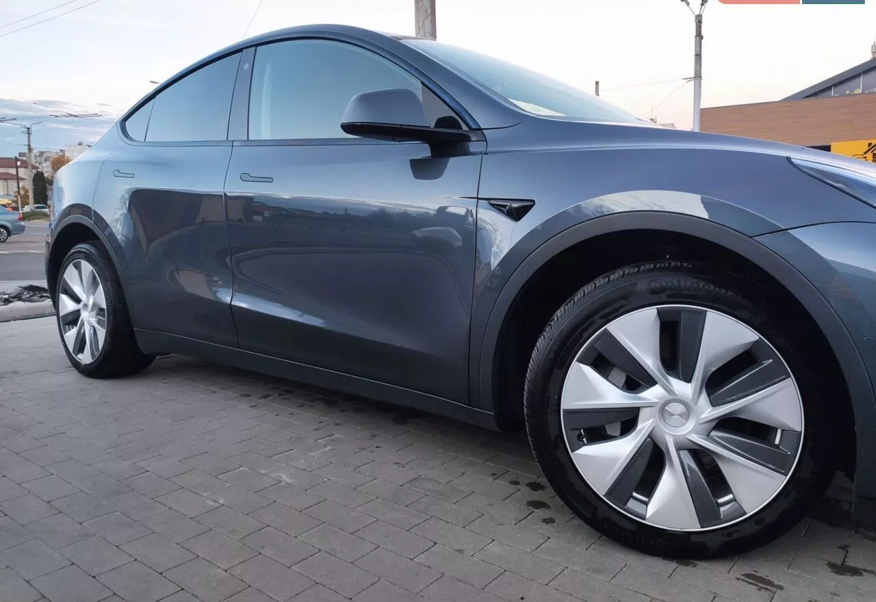 Tesla Model Y  82 kWh 202261