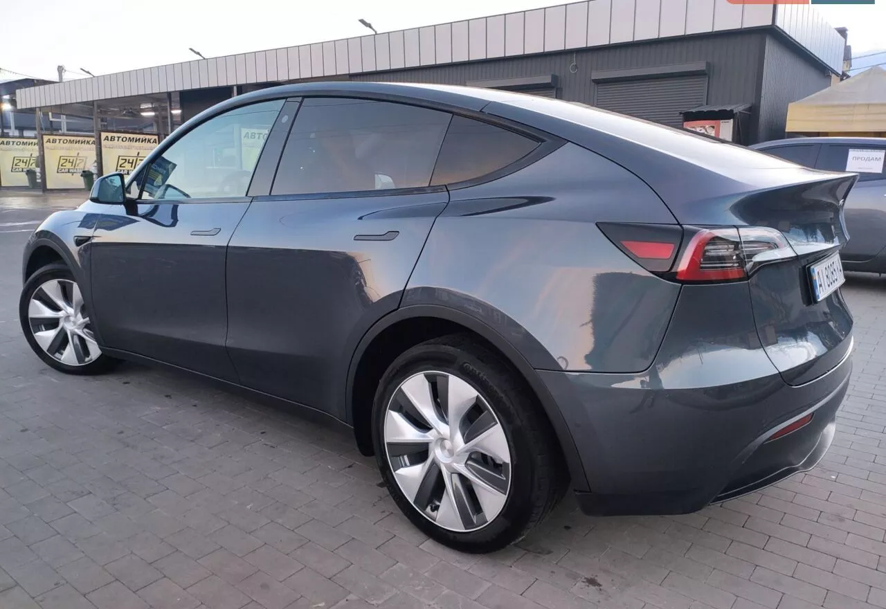 Tesla Model Y  82 kWh 2022141