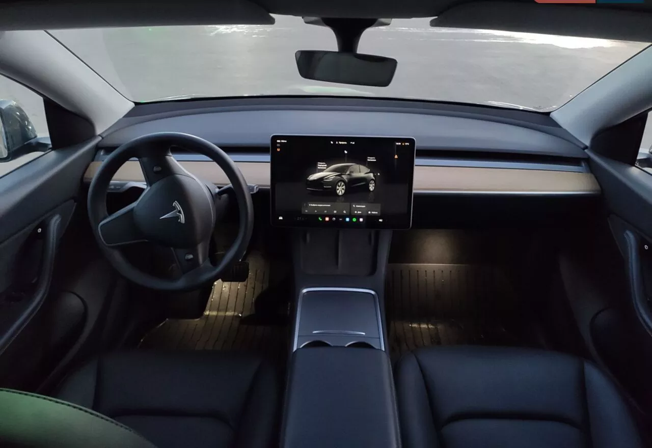 Tesla Model Y  82 kWh 2022231