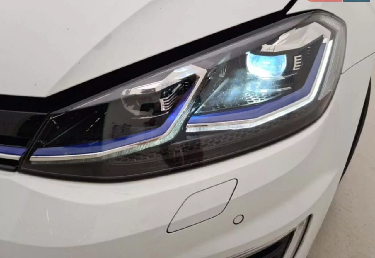 Volkswagen e-Golf  35.8 kWh 2020481