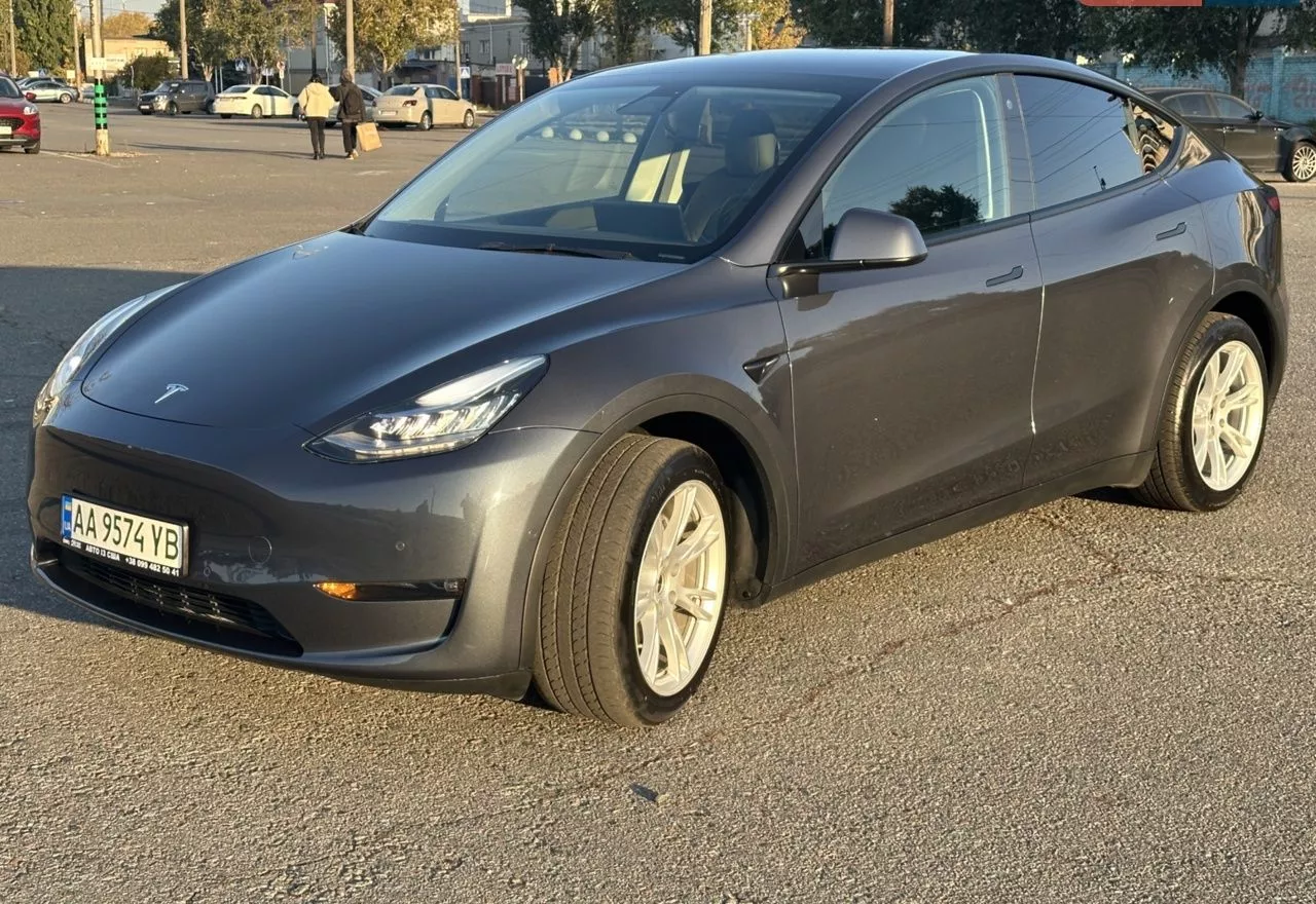 Tesla Model Y  75 kWh 202121