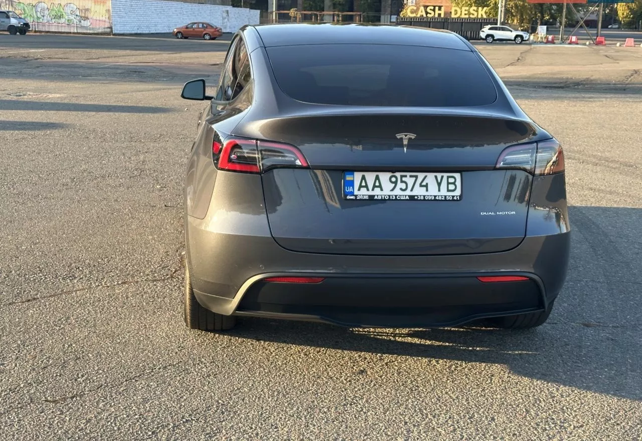 Tesla Model Y  75 kWh 202161