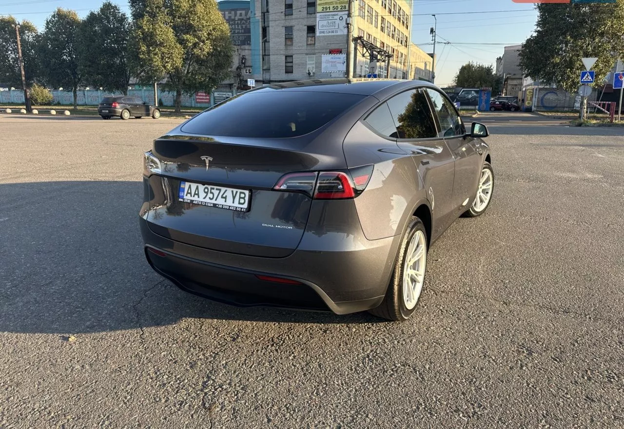 Tesla Model Y  75 kWh 202171