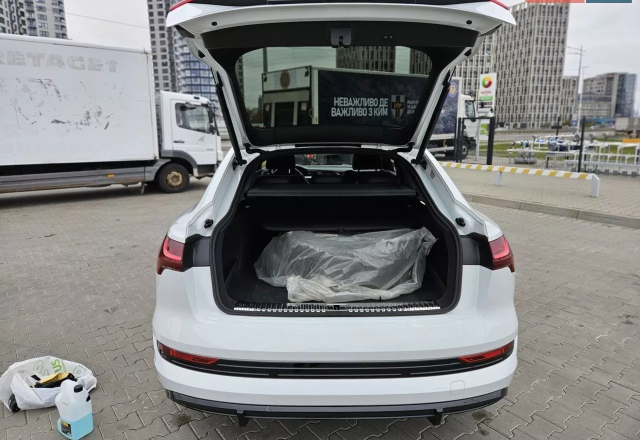 Audi E-tron Sportback  95 kWh 2022291