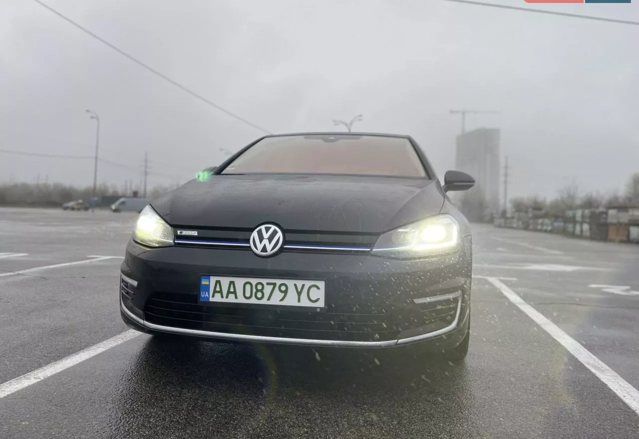 Volkswagen e-Golf  35.8 kWh 201931