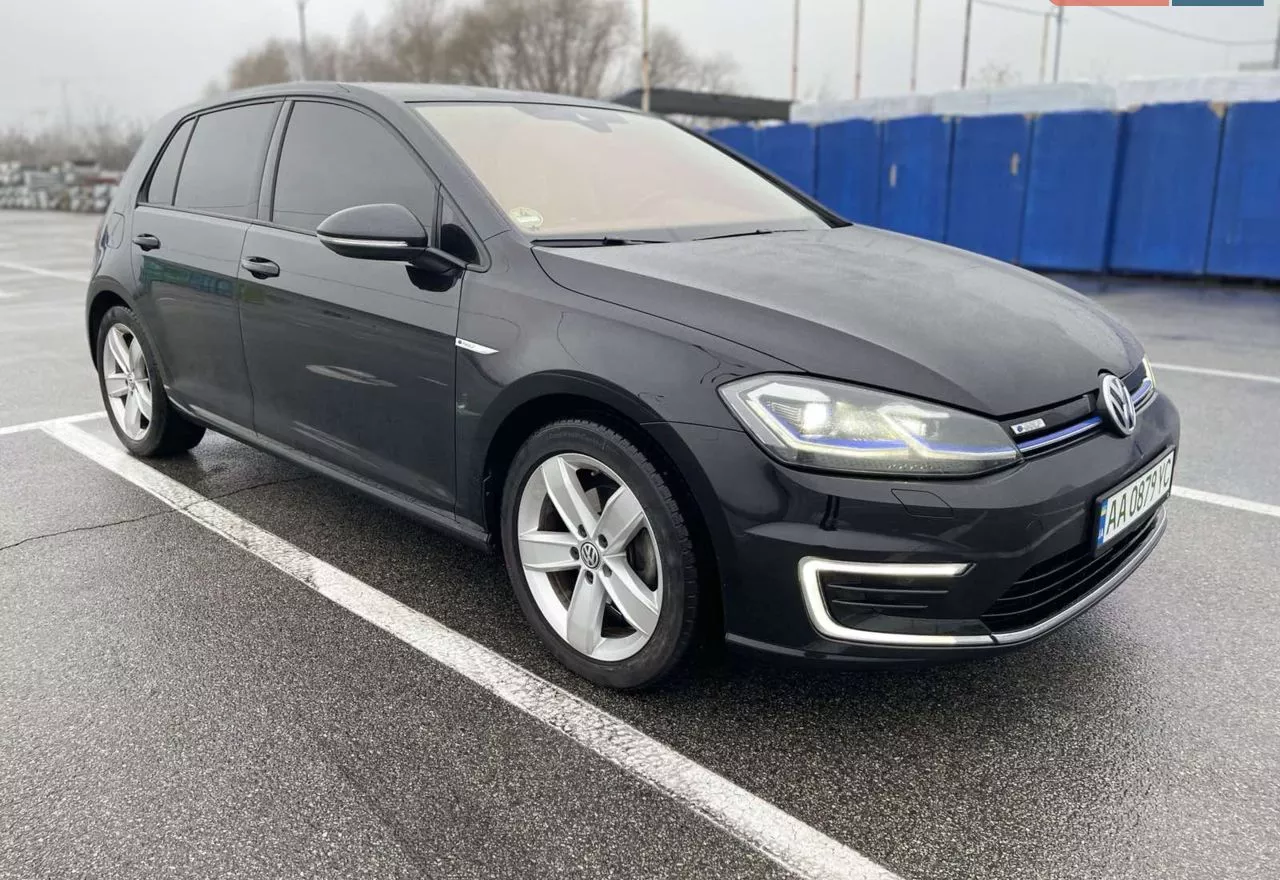 Volkswagen e-Golf  35.8 kWh 201941