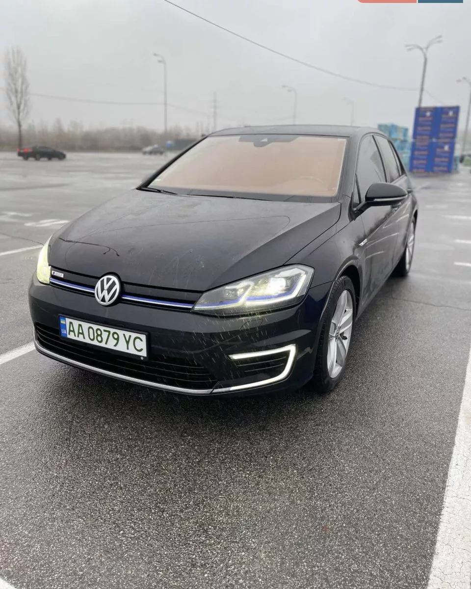 Volkswagen e-Golf  35.8 kWh 201951