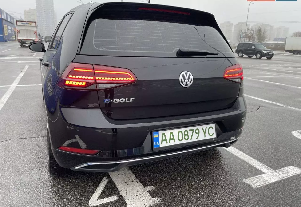 Volkswagen e-Golf  35.8 kWh 2019101