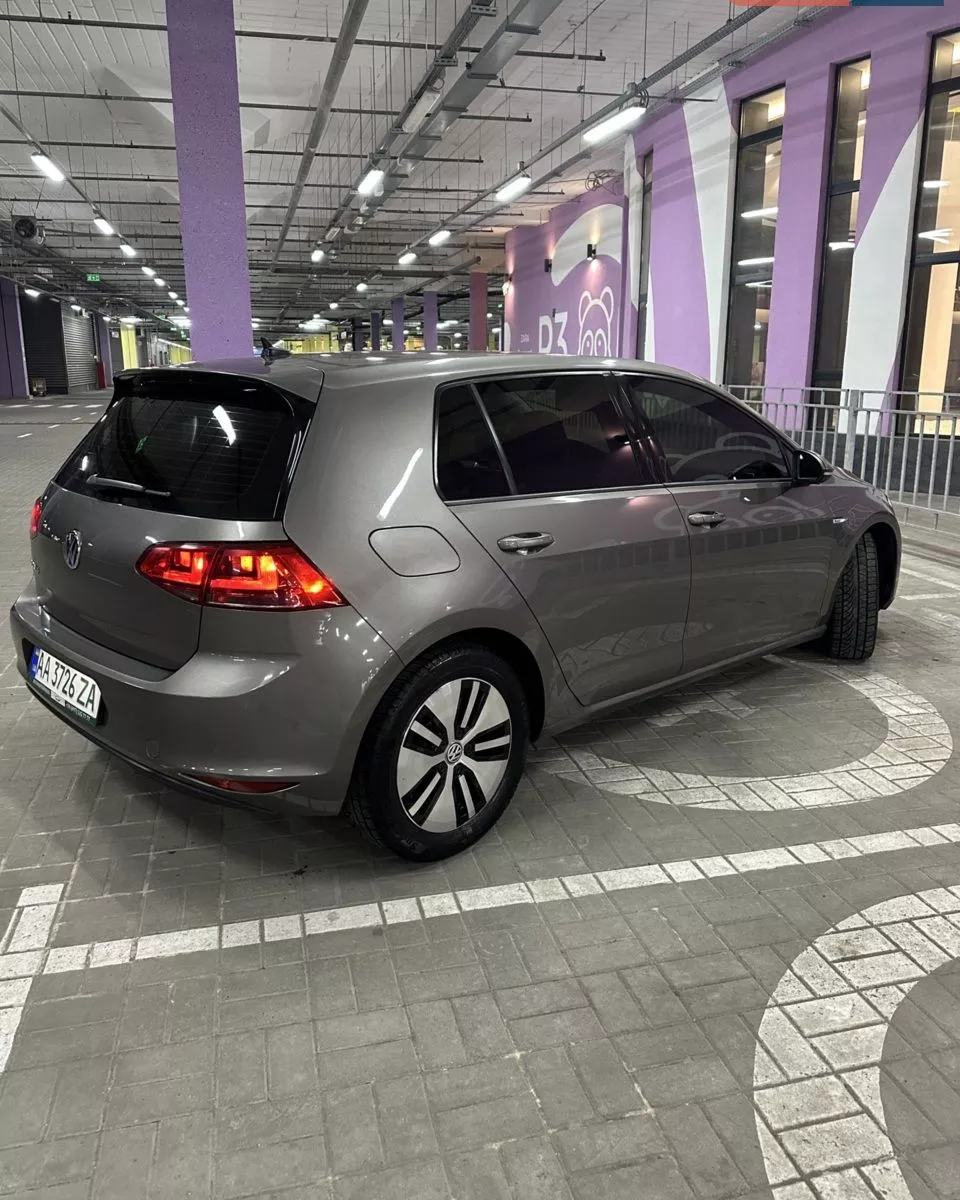 Volkswagen e-Golf  24 kWh 201651