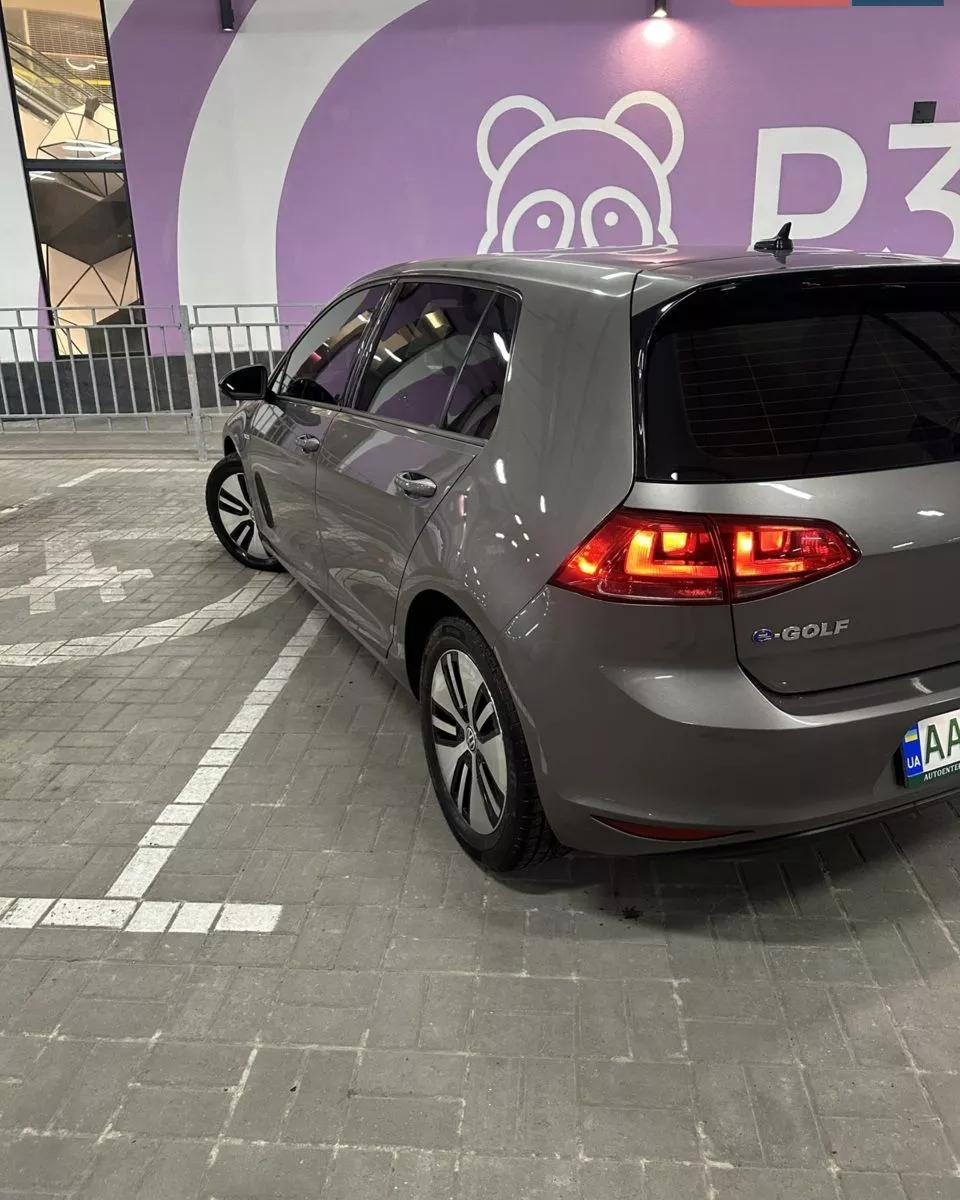 Volkswagen e-Golf  24 kWh 201681