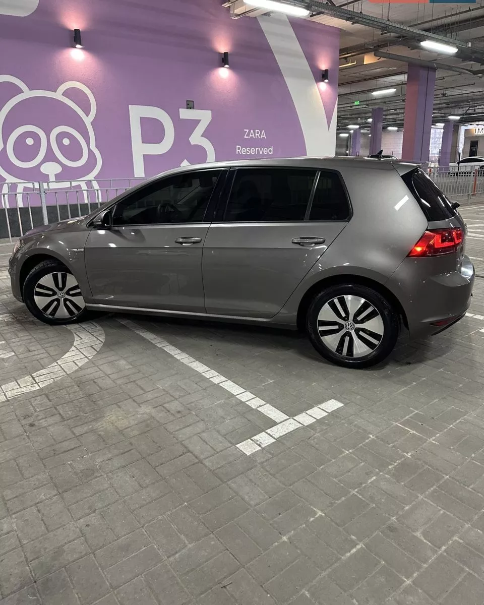 Volkswagen e-Golf  24 kWh 201691