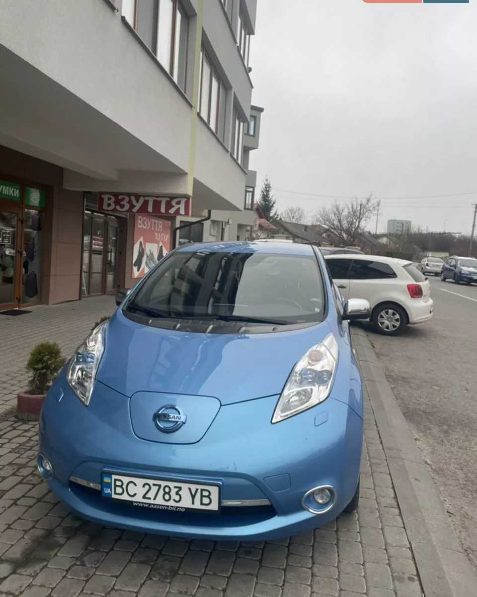 Nissan Leaf  24 kWh 201321