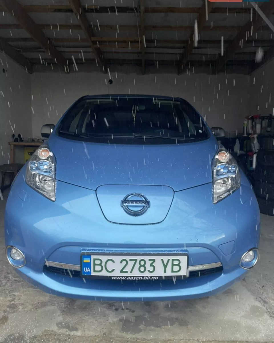 Nissan Leaf  24 kWh 201341