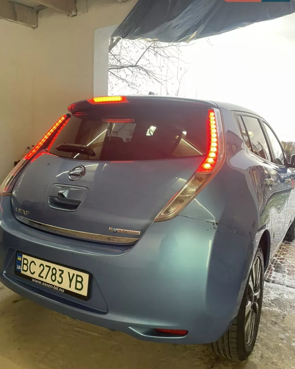 Nissan Leaf  24 kWh 2013131