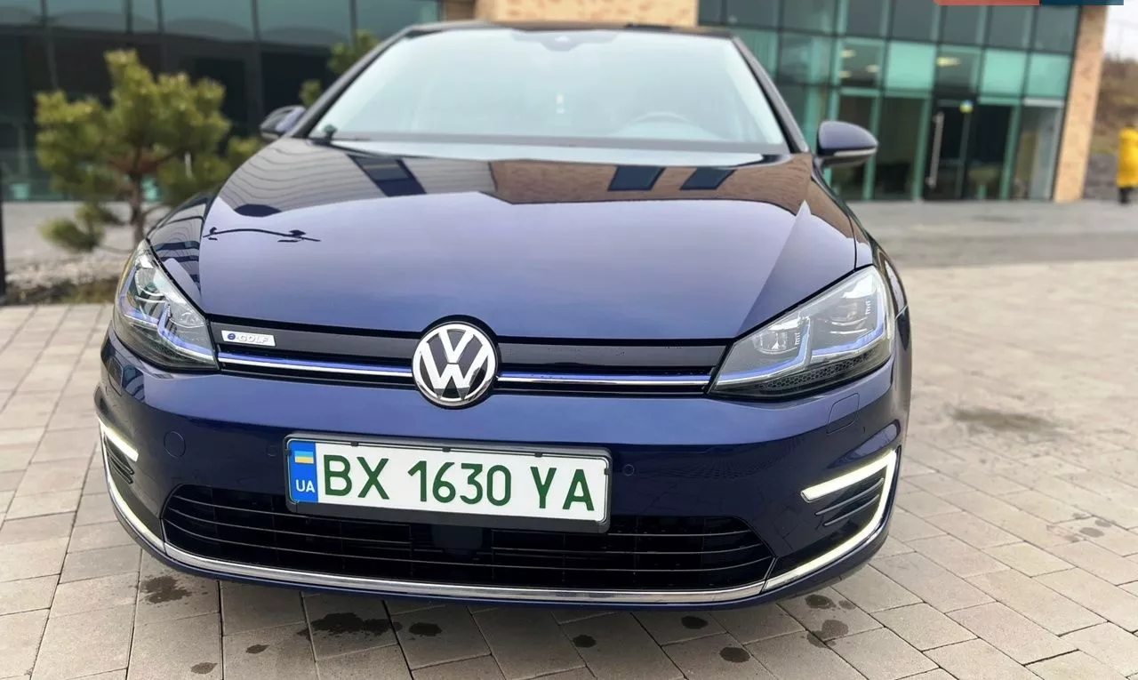 Volkswagen e-Golf  35.8 kWh 201921