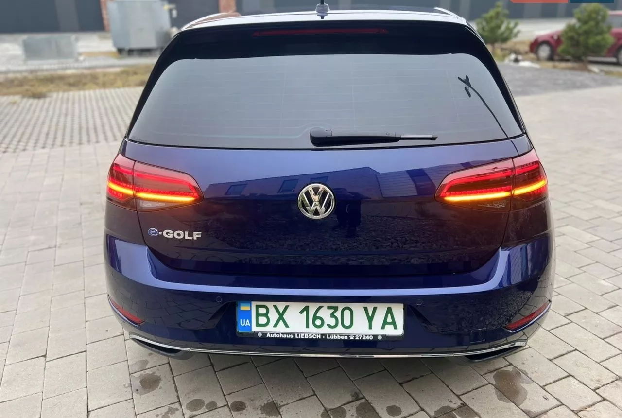 Volkswagen e-Golf  35.8 kWh 201971