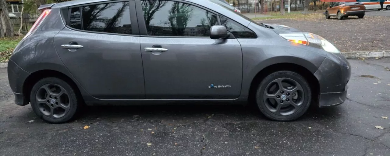 Nissan Leaf  201511