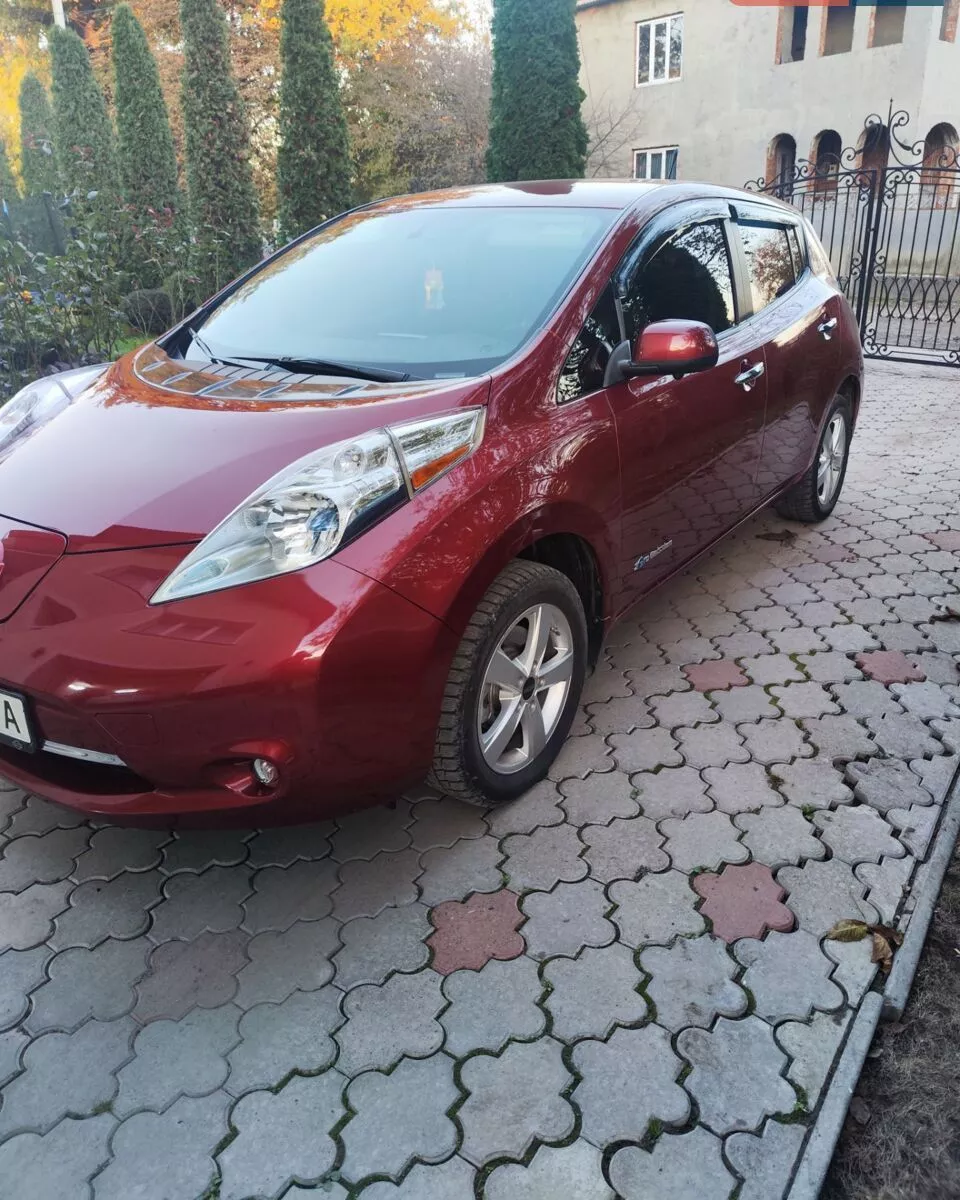 Nissan Leaf  24 kWh 201421