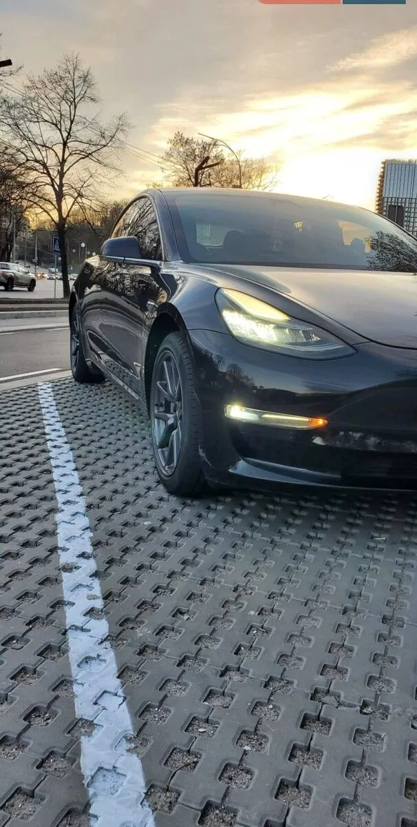 Tesla Model 3  60 kWh 201911