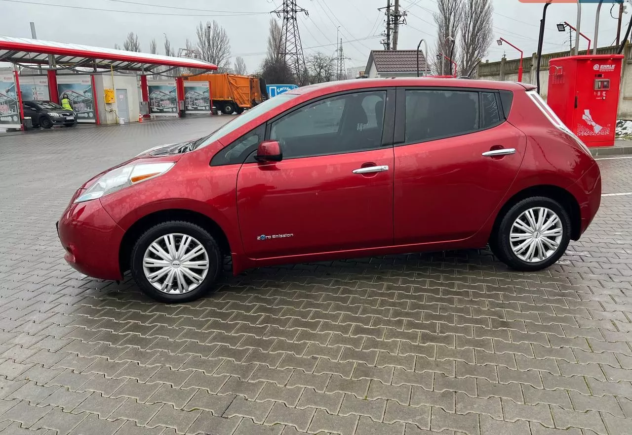 Nissan Leaf  24 kWh 201411