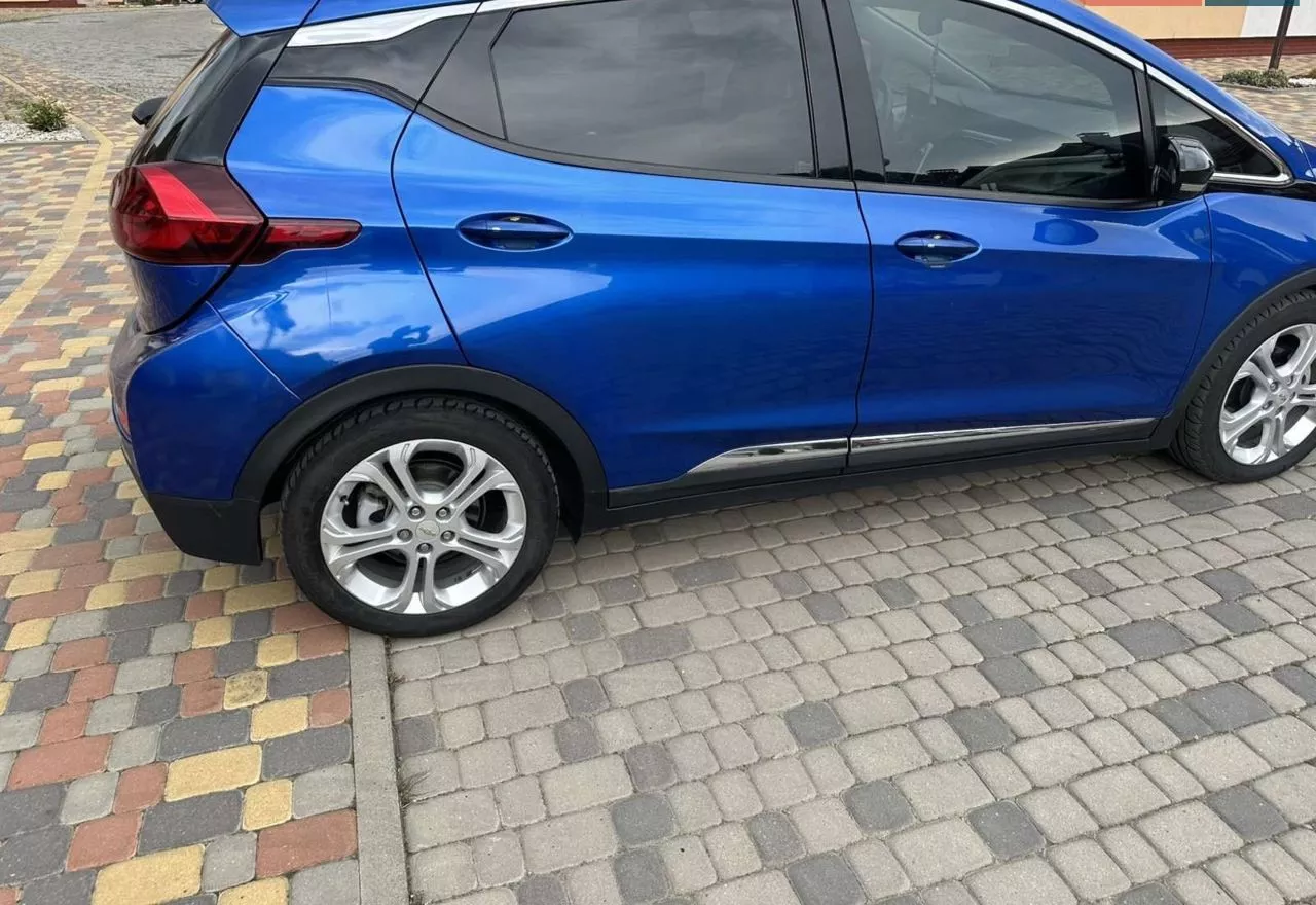 Chevrolet Bolt EV  60 kWh 2017201