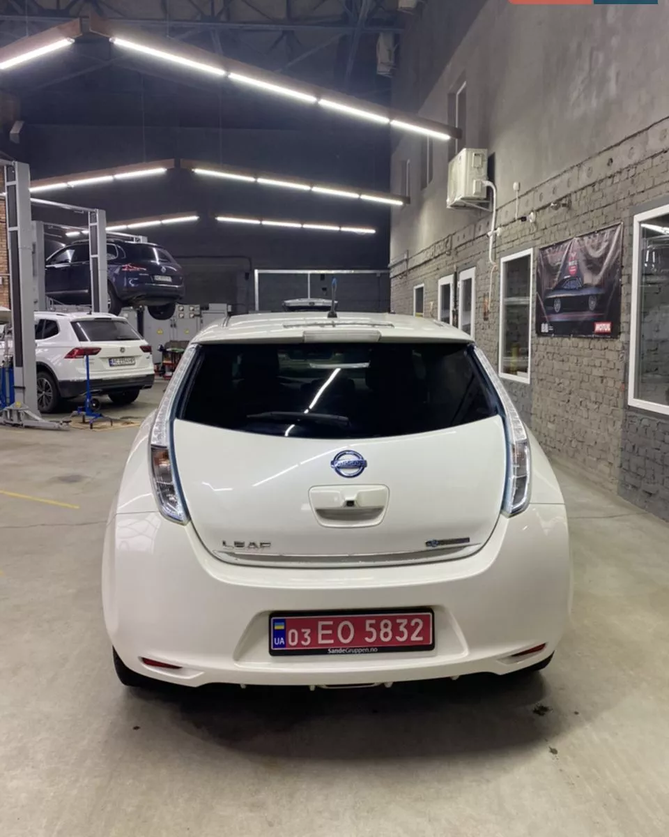 Nissan Leaf  24 kWh 201331