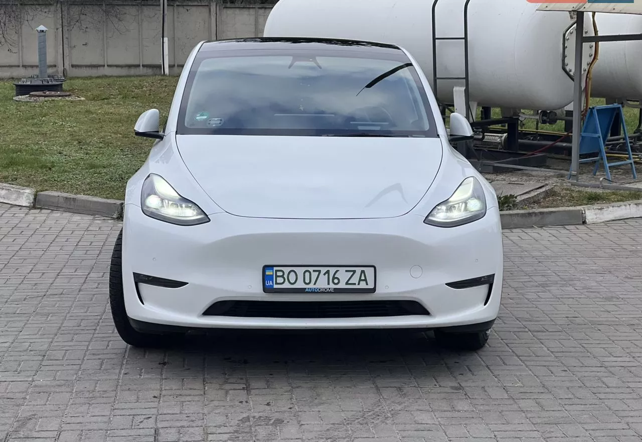 Tesla Model Y  82 kWh 202221