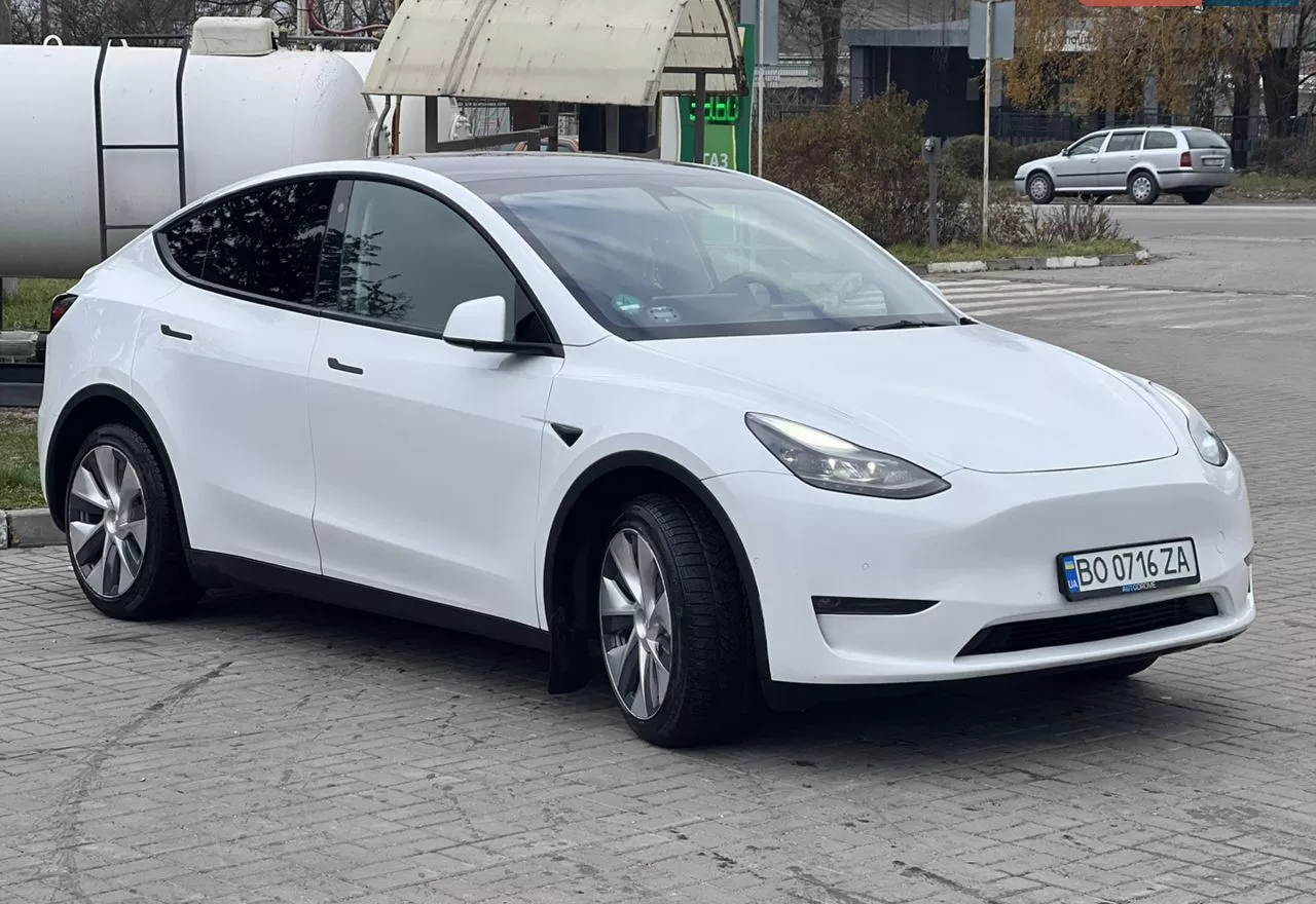 Tesla Model Y  82 kWh 202241