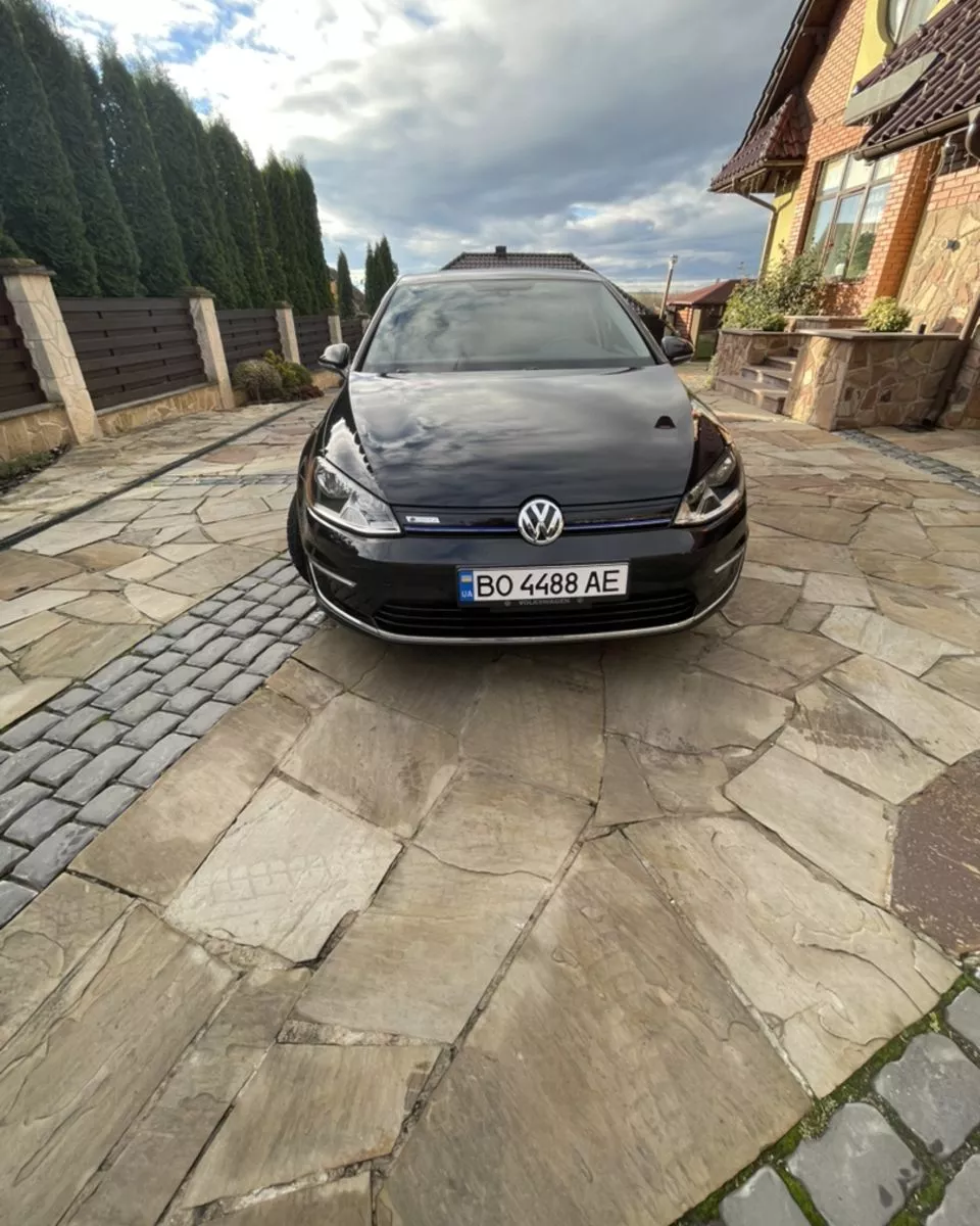 Volkswagen e-Golf  24 kWh 201581